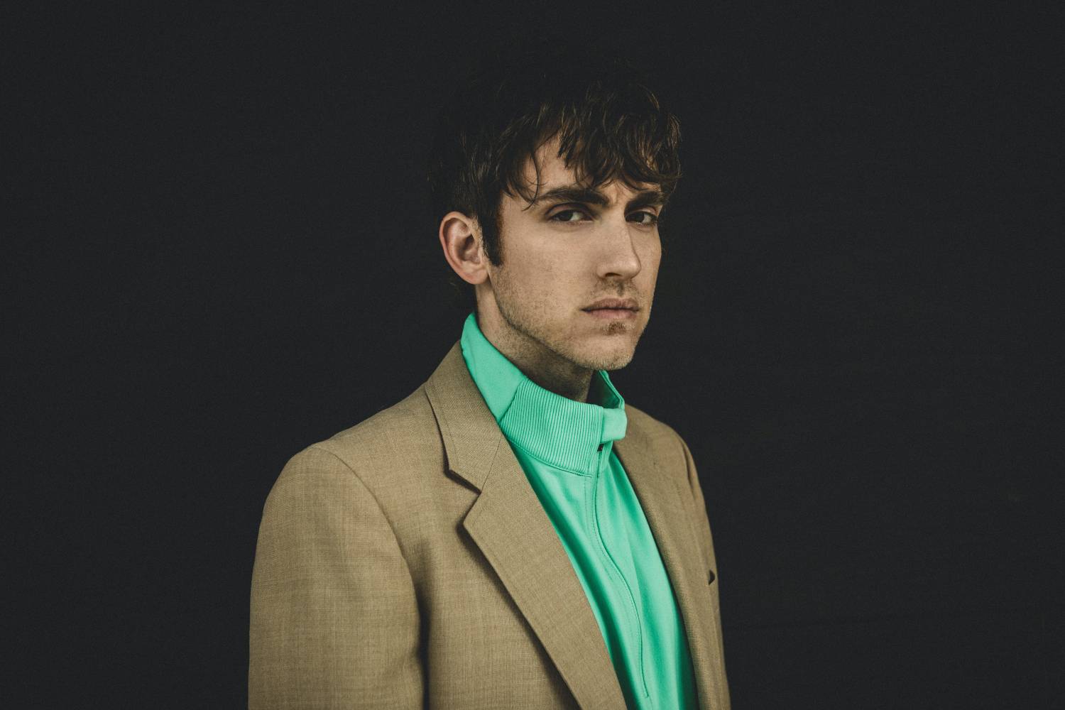 Andrew Combs takes "Ideal Man" to Europe starting next week